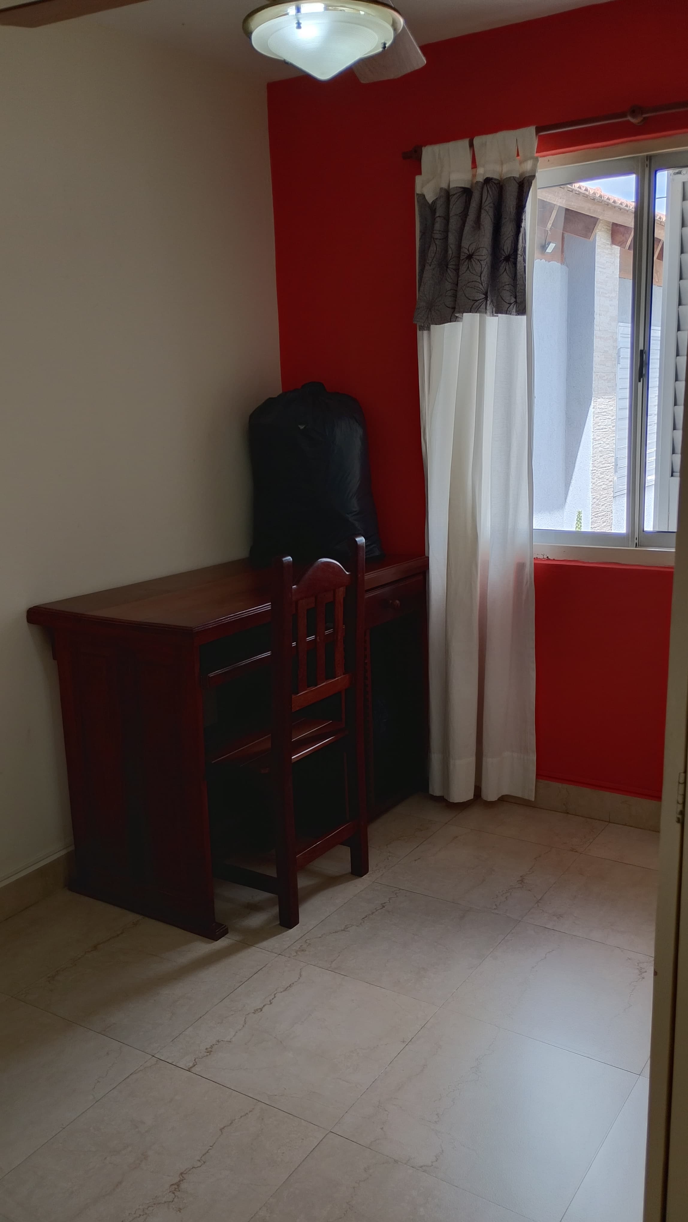 Casa en Barrio Bancario I con refacciones  - 8