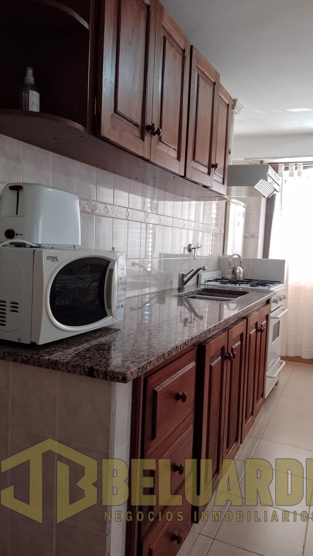 Departamentos céntricos en alquiler por día / mes  totalmente equipados de 1 dormitorio.  - 3