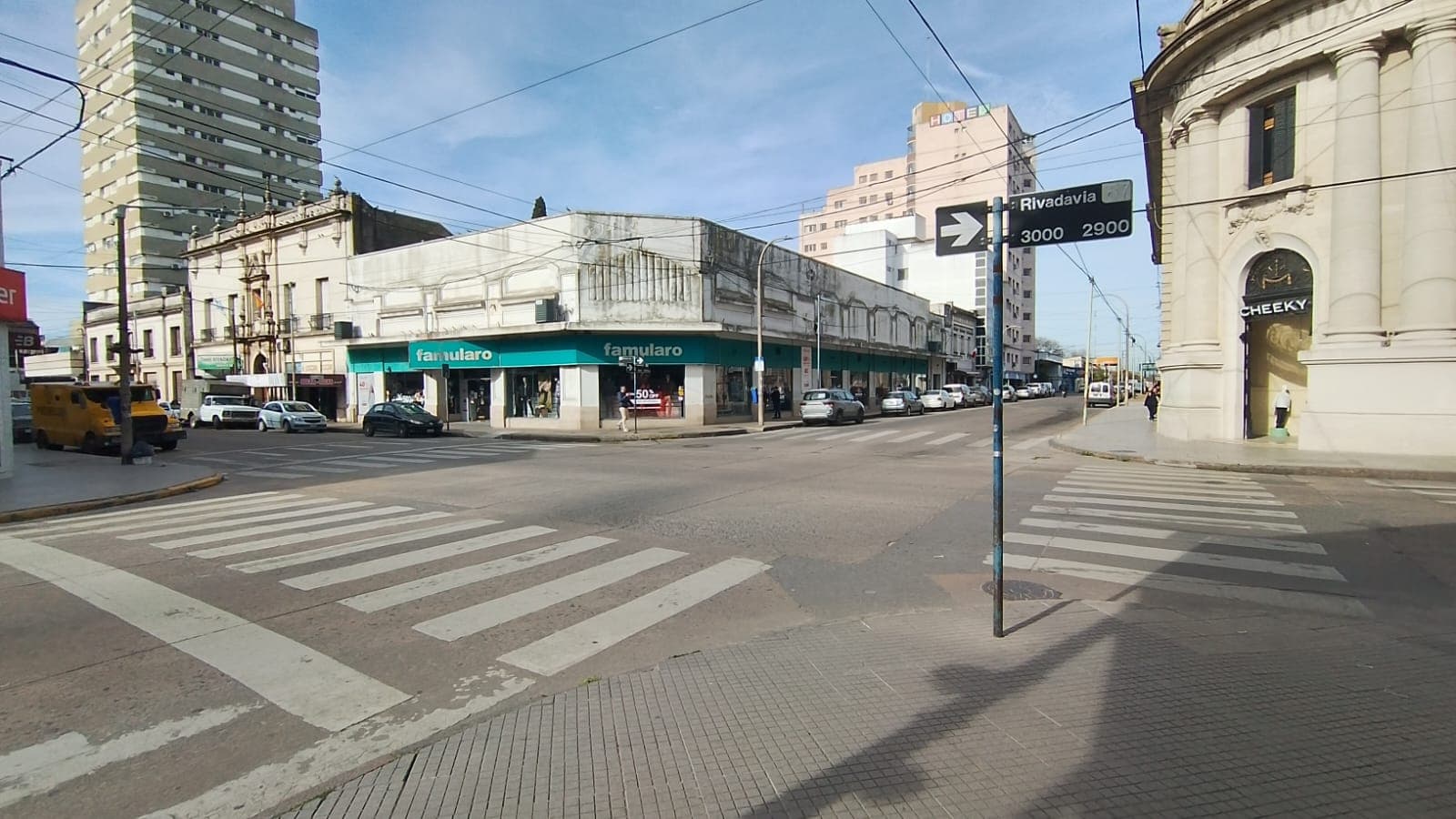 Local céntrico en Olavarría con alto impacto comercial y ubicación estratégica - 3