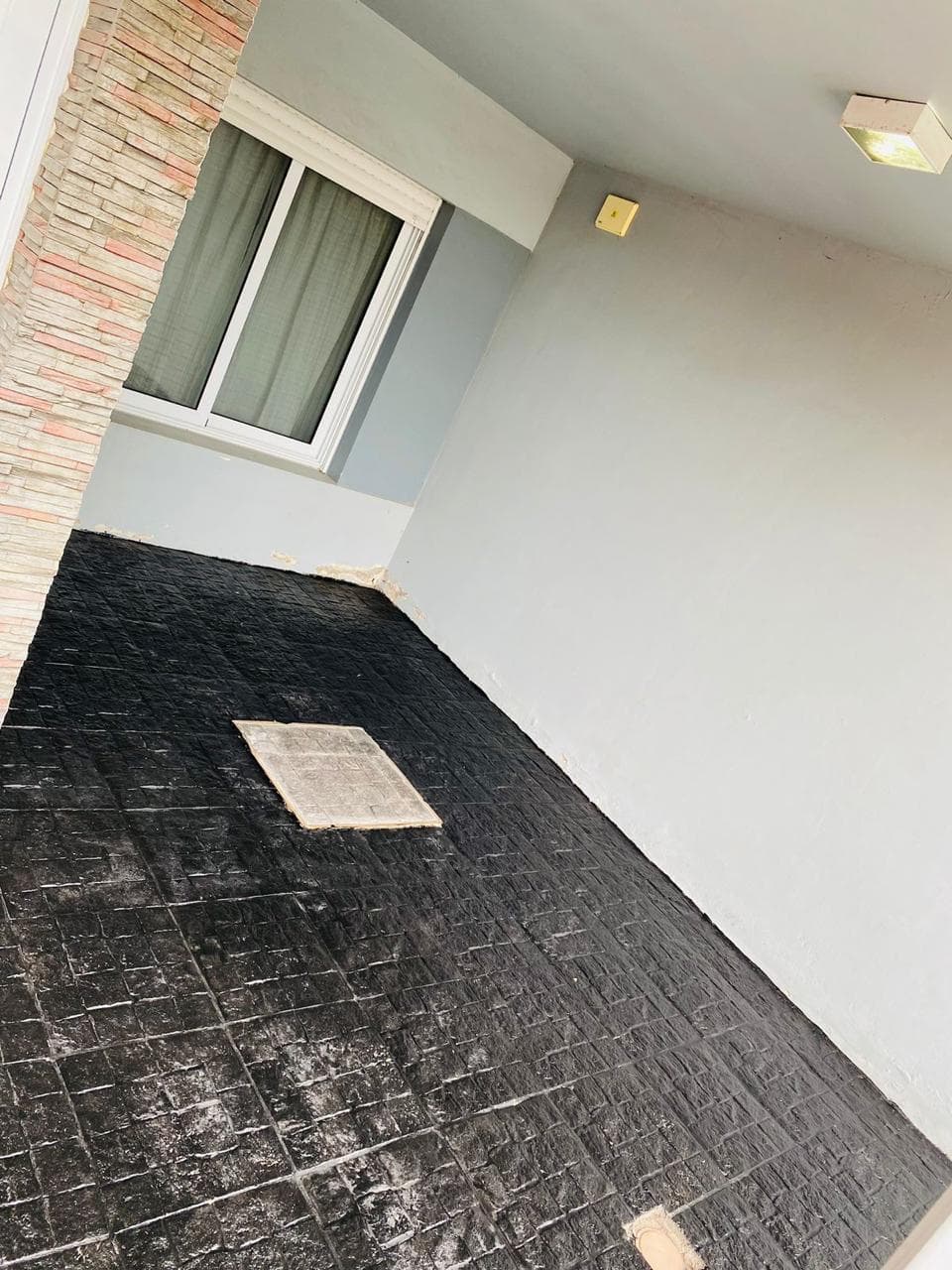 Moderno departamento de 3 dormitorios en 2 plantas sobre Avenida  - 2