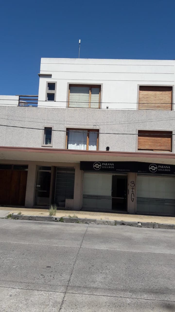 Departamentos céntricos en alquiler por día / mes  totalmente equipados de 1 dormitorio.  - 2