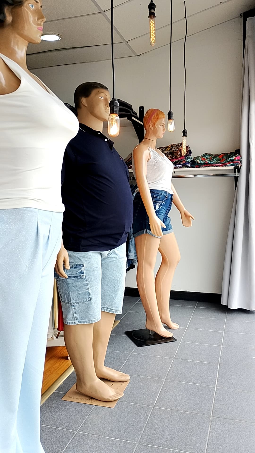 Vende fondo de comercio  - 2