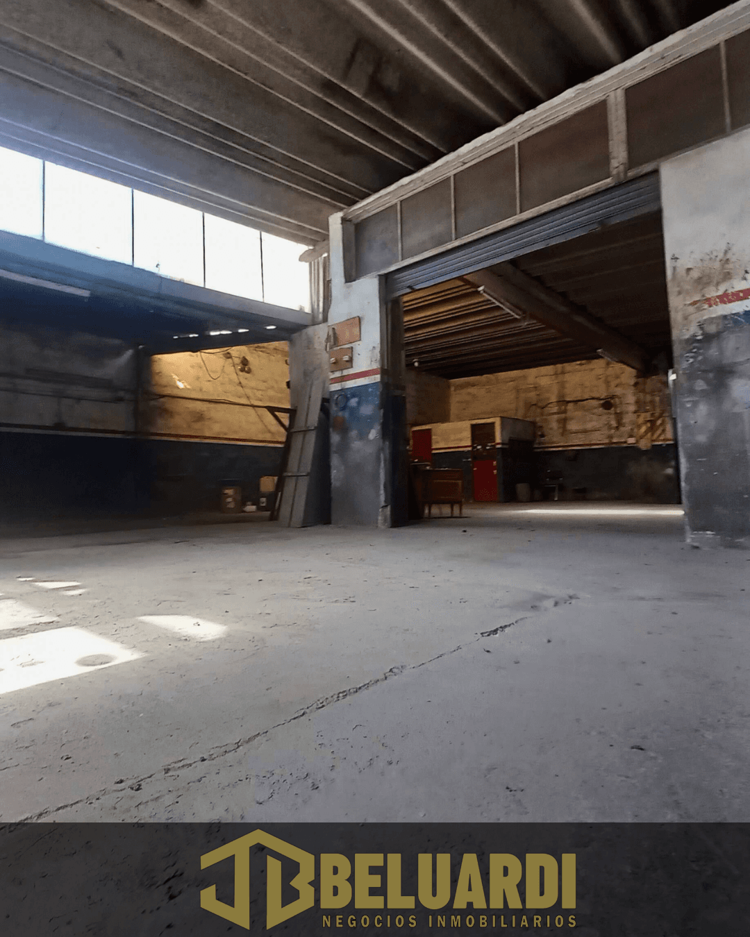 Galpón y casa en Villa Floresta - 4