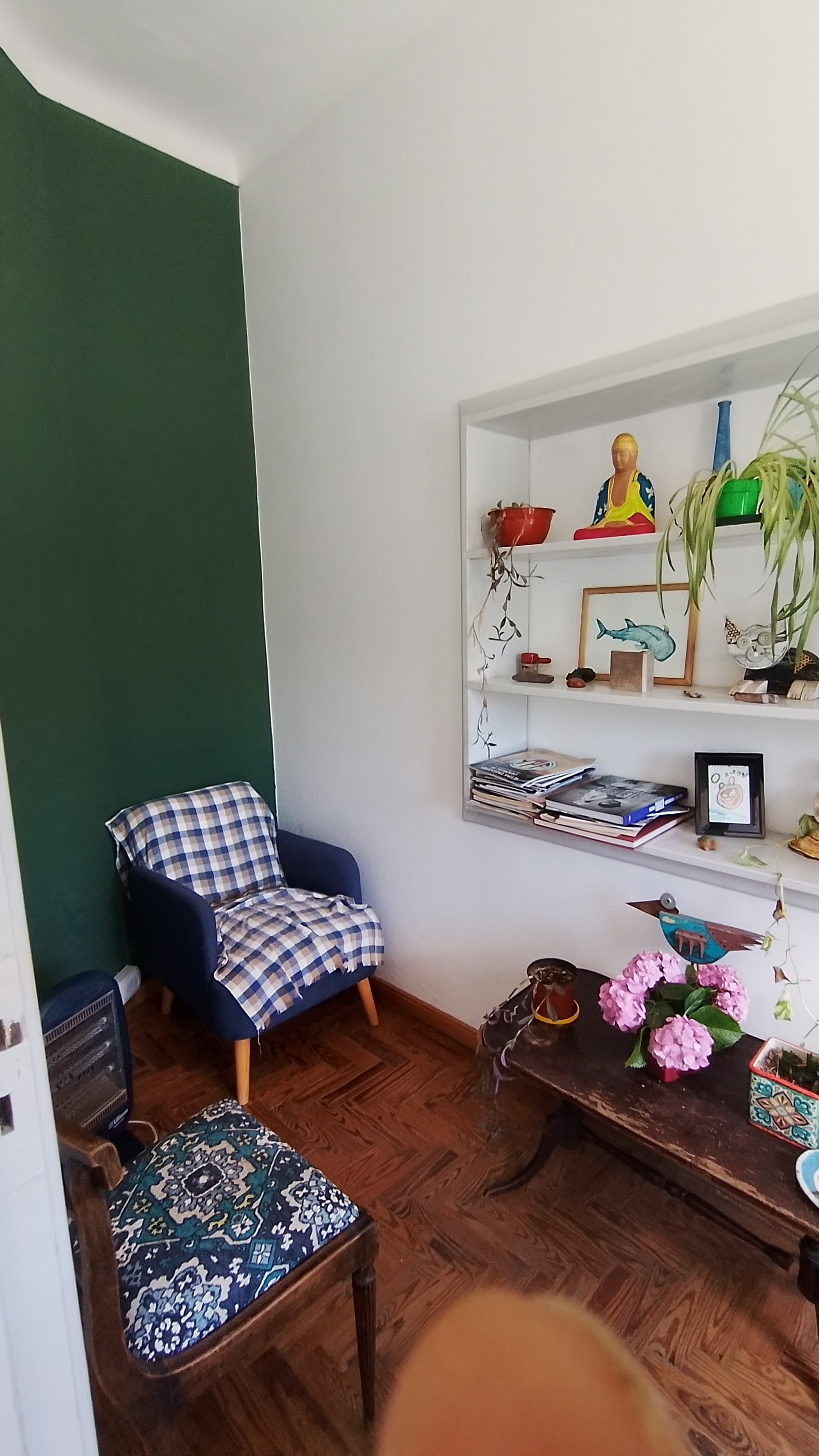 Casa de 3 dormitorios y departamento en planta alta en Mariano Moreno  - 5