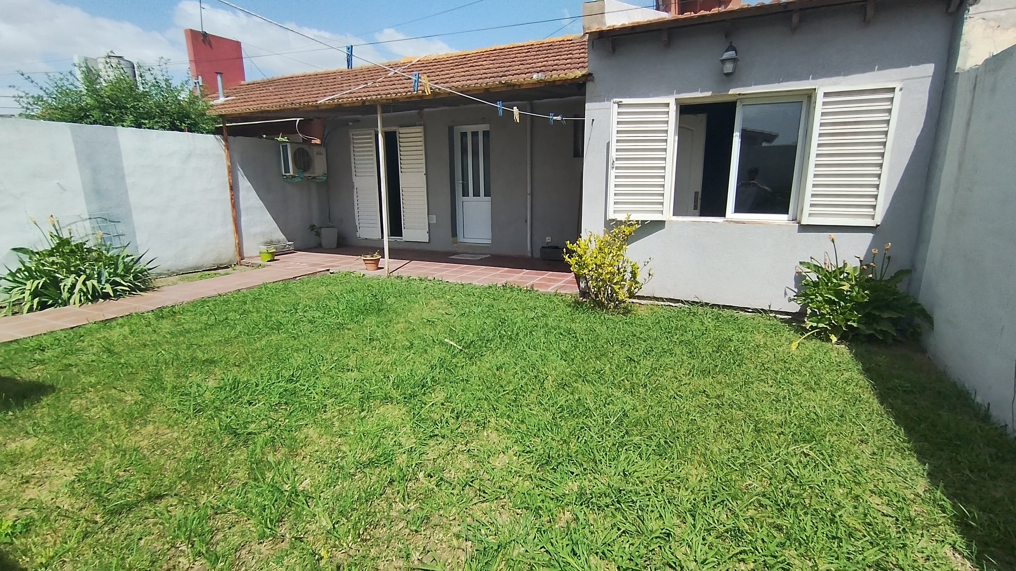 Casa en Barrio Bancario I con refacciones  - 12