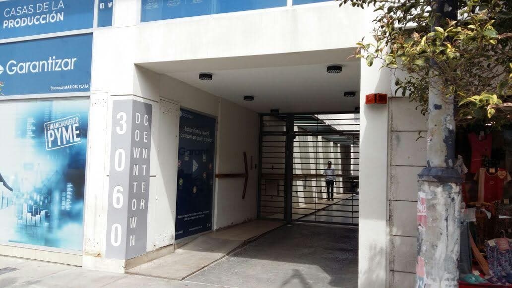 Departamento 1 dormitorio en Mar del Plata con cochera  - 3