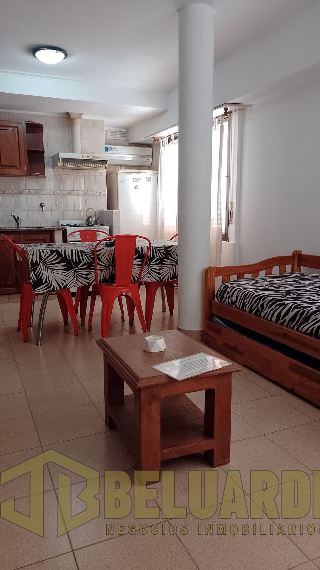 Departamentos céntricos en alquiler por día / mes  totalmente equipados de 1 dormitorio.  - 4