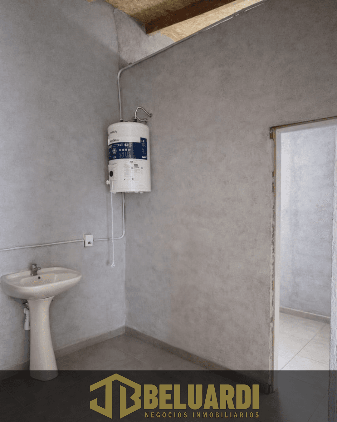 DOS CASAS EN UN MISMO LOTE – IDEAL VIVIENDA + RENTA - 7